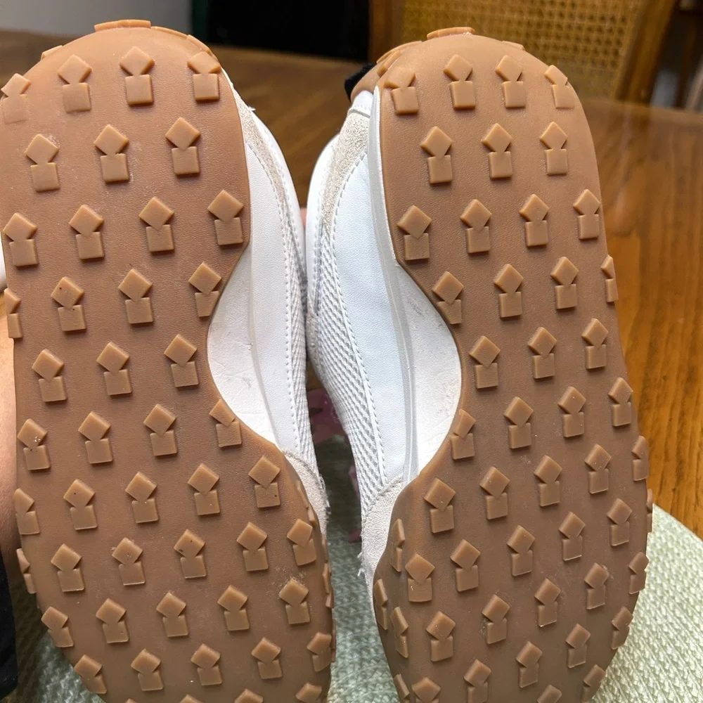 Kate Spade White Sneakers with Pink Ribbon Laces - Picture 8 of 8